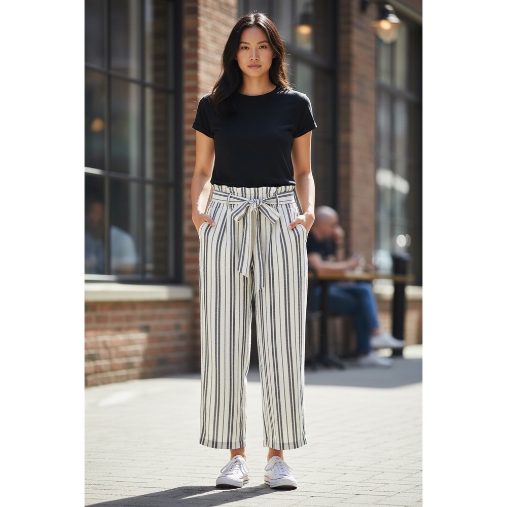 Zac & Rachel Navy Striped Linen Blend Paperbag Waist Crop Pants Large ZR81R05J7